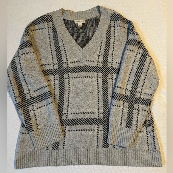 Treasure & Bond Nordstrom Oversized Sweater Size Small - Picture 2 of 4